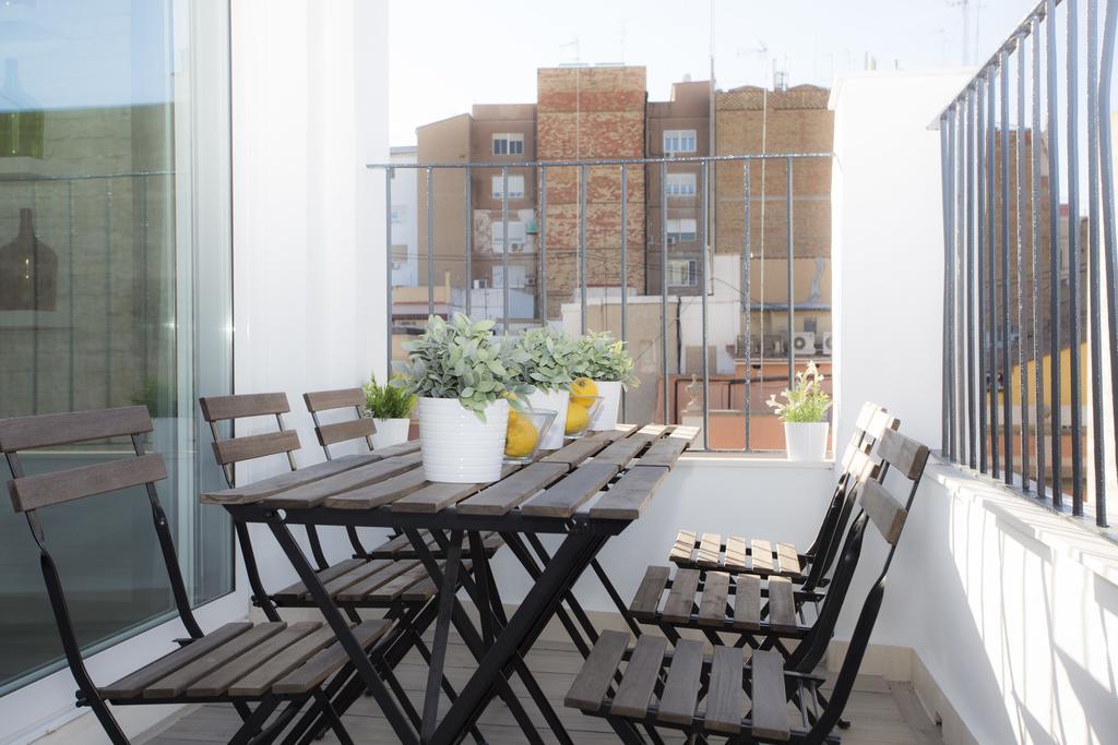 Singularstays Mercado Central Valencia Room photo