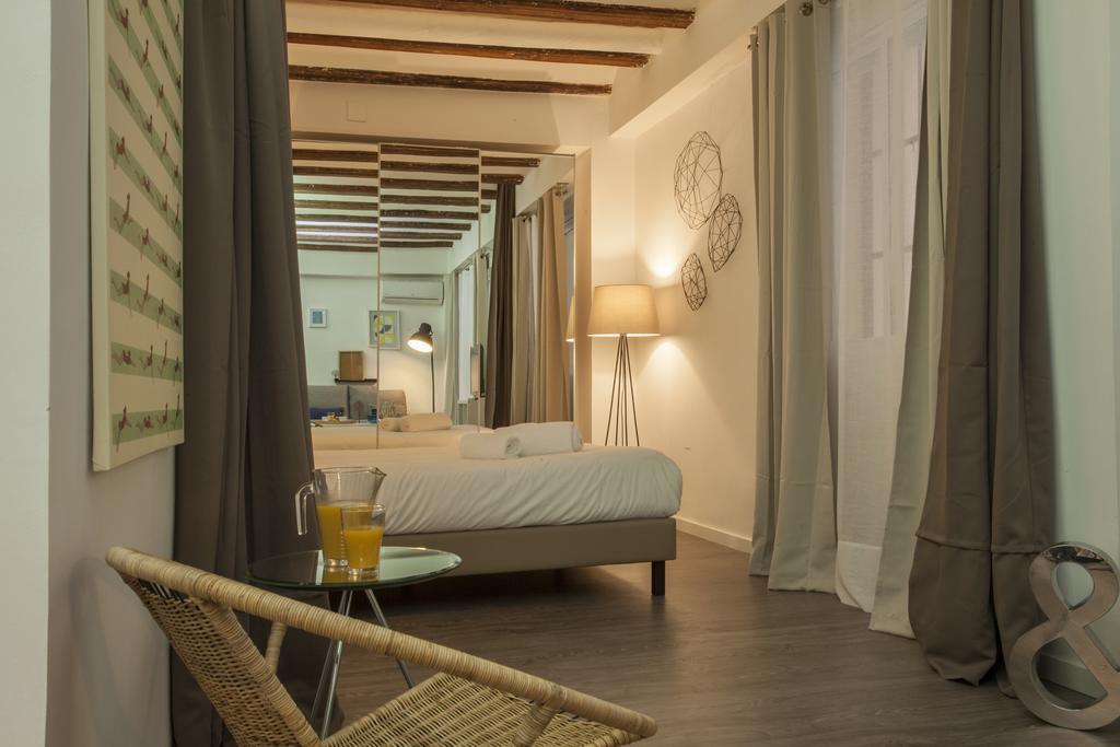Singularstays Mercado Central Valencia Room photo