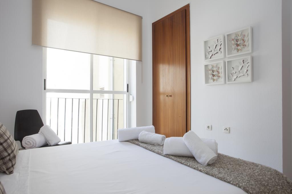 Singularstays Mercado Central Valencia Room photo