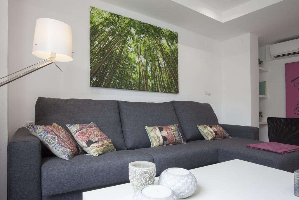 Singularstays Mercado Central Valencia Room photo